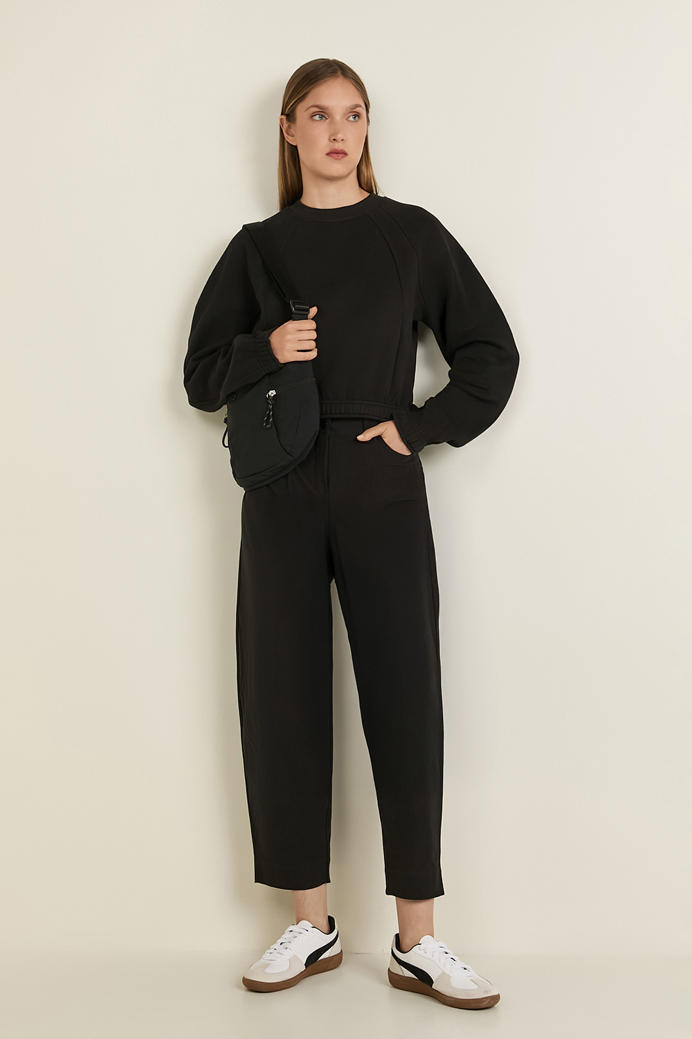 Scuba Cropped Relaxed Crewneck